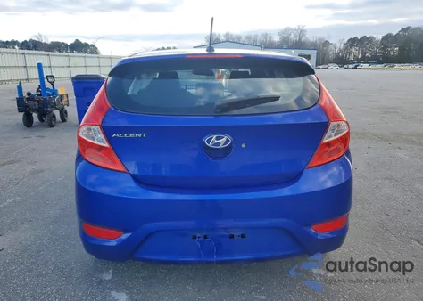 2013 Hyundai Accent Gls z USA, uszkodzony, nr VIN KMHCU5AE7DU077273